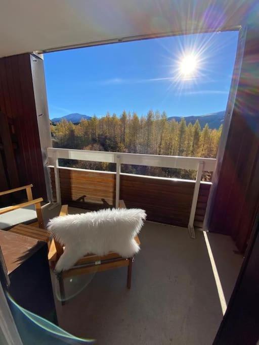 Au Pied Des Pistes Avec Parking Entierement Renove Apartment Huez Luaran gambar