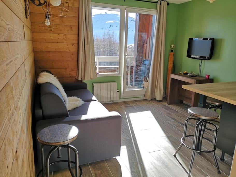 Au Pied Des Pistes Avec Parking Entierement Renove Apartment Huez Luaran gambar